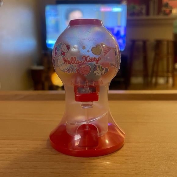 Hello Kitty Mini Gumball Machine Sweet Dreams Gum Balls - Picture 3 of 8